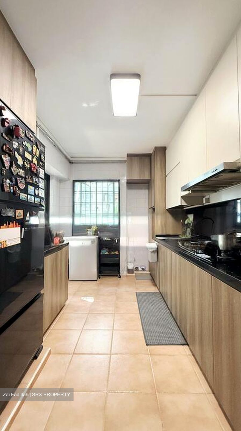 Blk 893 Tampines Avenue 8 (Tampines), HDB Executive #501888671